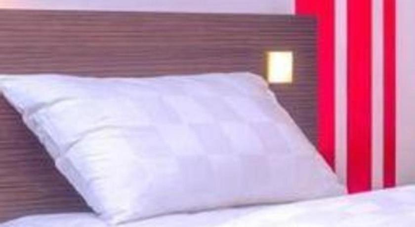 Redstar Hotel Jakarta Eksteriør billede