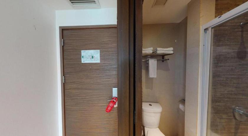 Redstar Hotel Jakarta Eksteriør billede