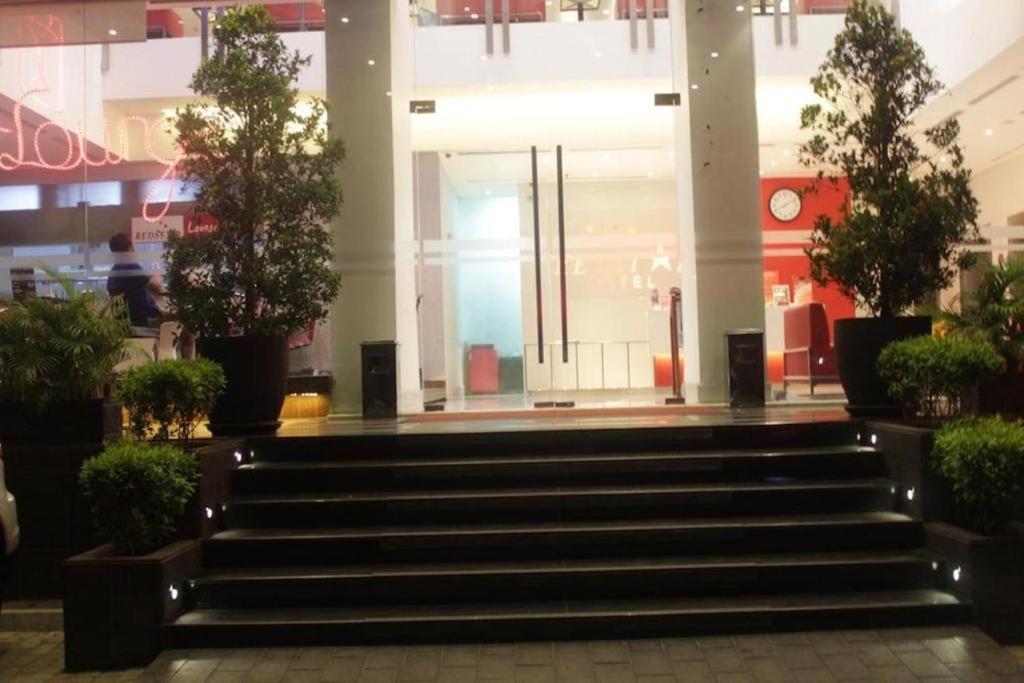 Redstar Hotel Jakarta Eksteriør billede